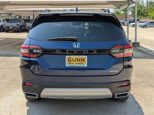 2025 Honda Pilot Vehicle Photo in San Antonio, TX 78230