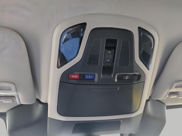 2025 Subaru Outback Vehicle Photo in Green Bay, WI 54304