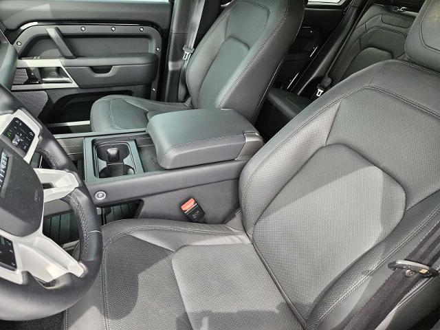2024 Defender Vehicle Photo in AUSTIN, TX 78717