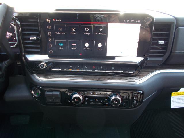 2025 GMC Sierra 1500 Vehicle Photo in LOWELL, MA 01852-4336