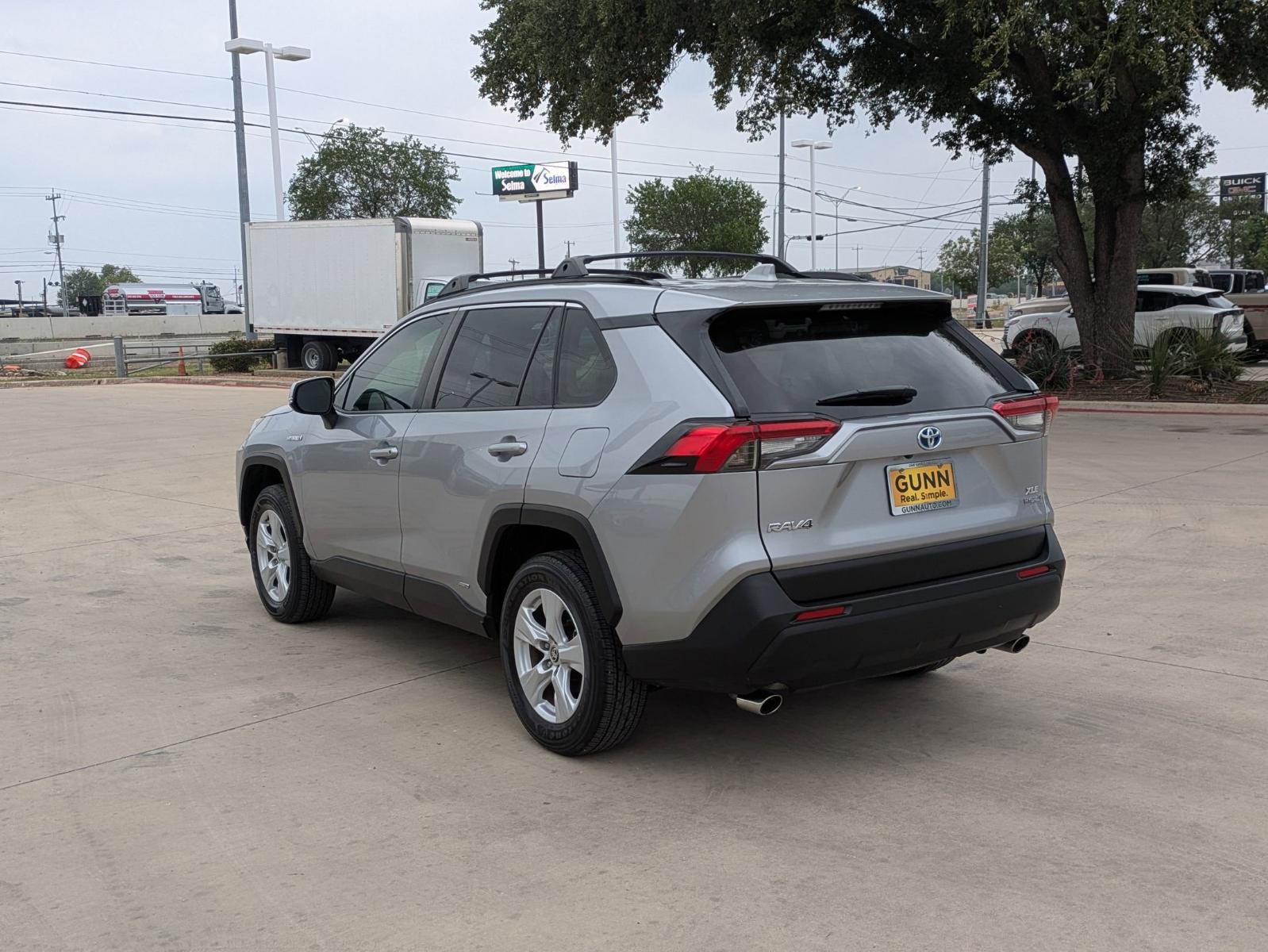 2020 Toyota RAV4 Vehicle Photo in SELMA, TX 78154-1460