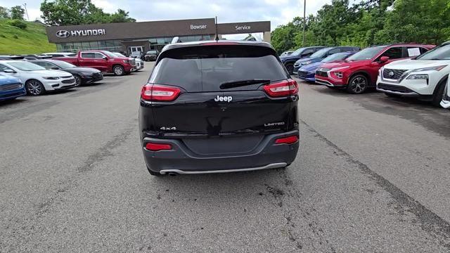 2018 Jeep Cherokee Vehicle Photo in Pleasant Hills, PA 15236