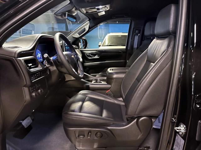 2023 Chevrolet Suburban Vehicle Photo in Roslyn, NY 11576