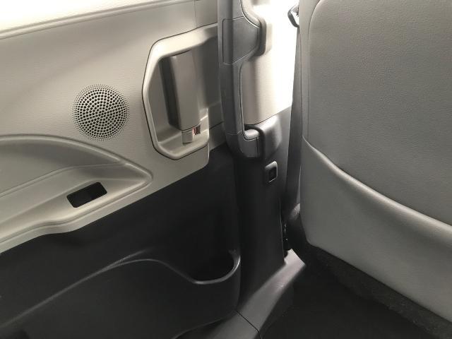 2023 Toyota Sienna Vehicle Photo in GREEN BAY, WI 54303-3330