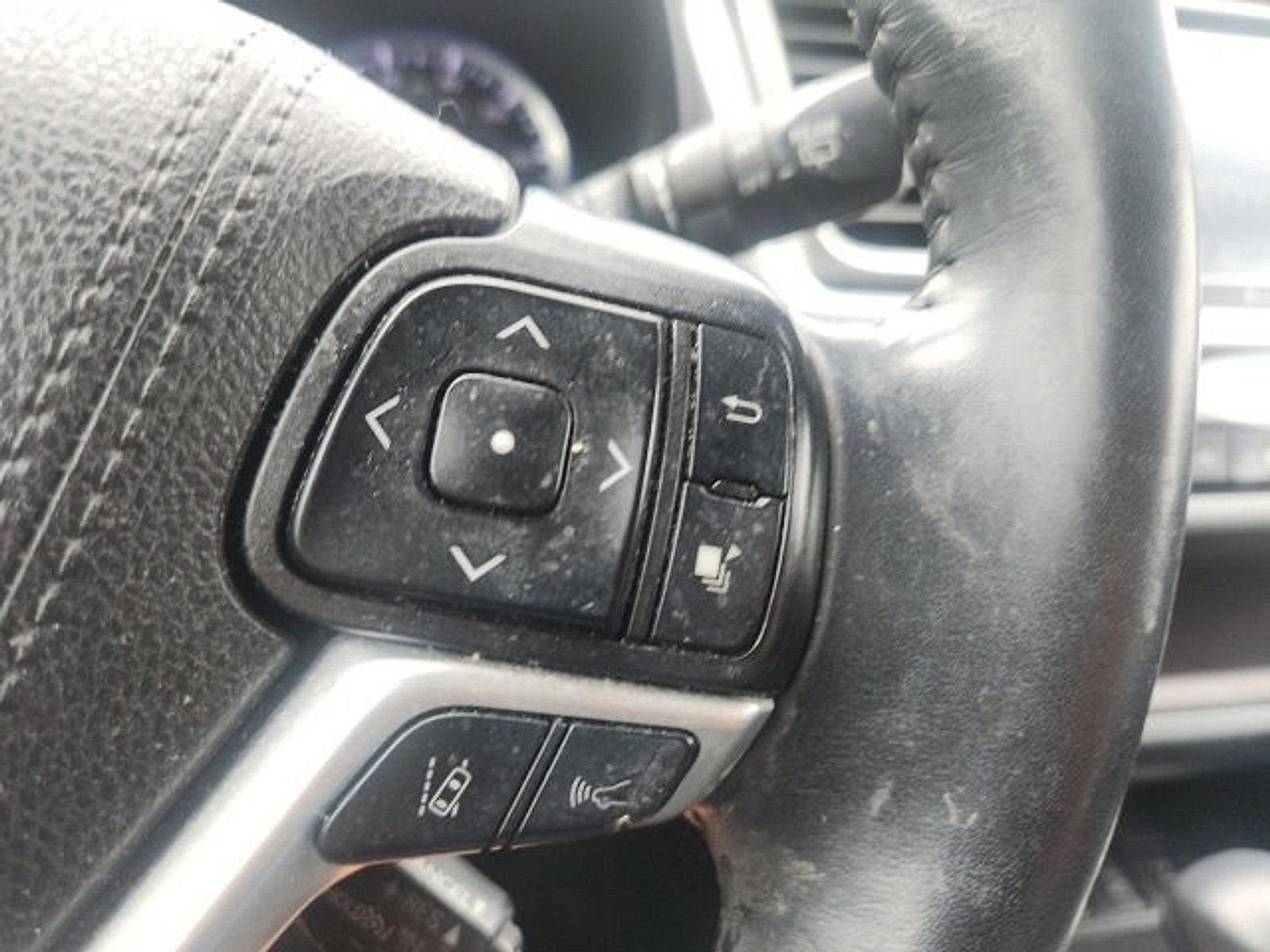 2019 Toyota Highlander Vehicle Photo in Harrisburg, PA 17111