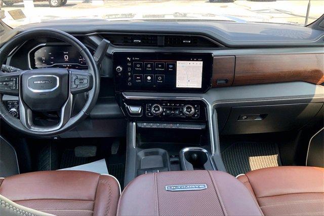 2024 GMC Sierra 3500 HD Vehicle Photo in INDEPENDENCE, MO 64055-1377