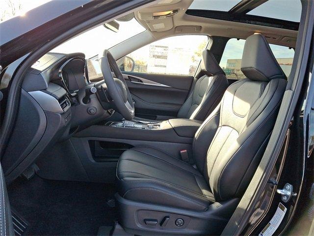 2025 INFINITI QX60 Vehicle Photo in Willow Grove, PA 19090