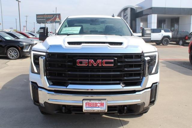 2025 GMC Sierra 2500 HD Vehicle Photo in Greenville, TX 75402