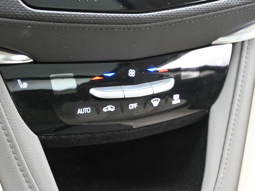2017 Cadillac XT5 Vehicle Photo in Cedar Rapids, IA 52402