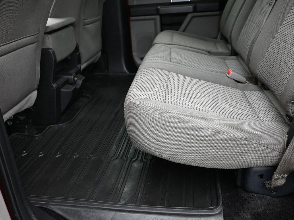 2017 Ford F-150 Vehicle Photo in Cedar Rapids, IA 52402