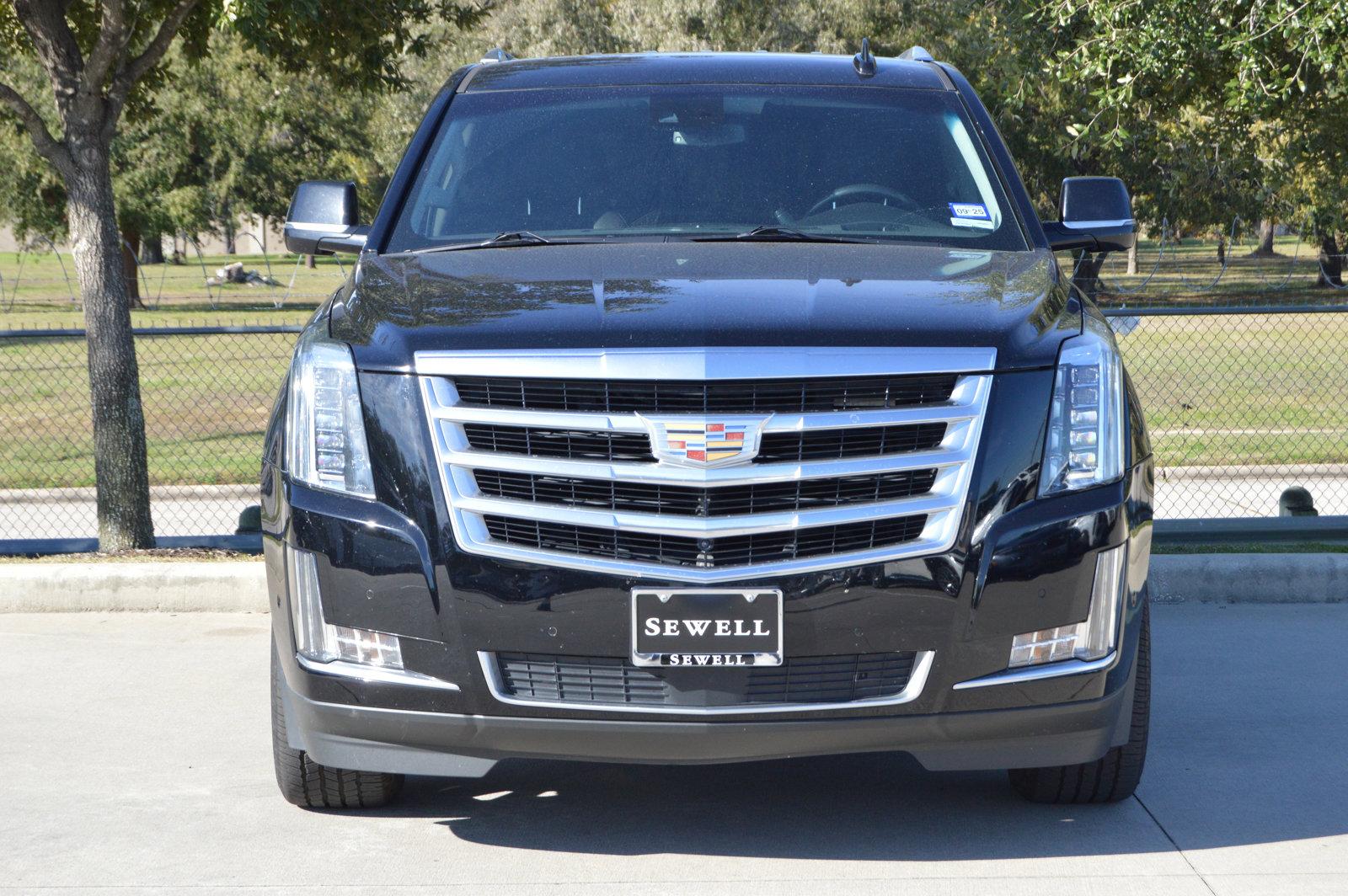 2019 Cadillac Escalade Vehicle Photo in Houston, TX 77090