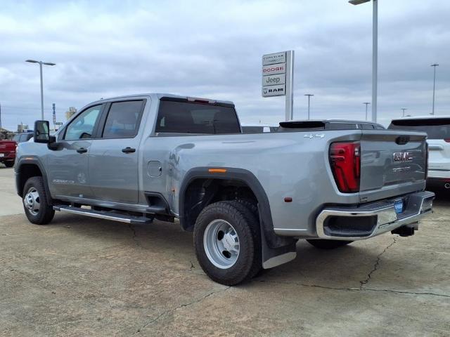 2024 GMC Sierra 3500 HD Vehicle Photo in ROSENBERG, TX 77471-5675