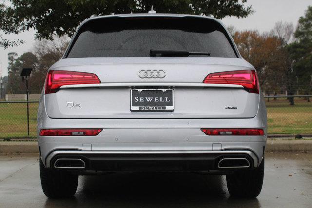 2022 Audi Q5 Vehicle Photo in HOUSTON, TX 77090