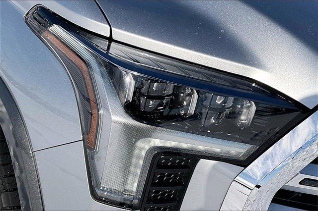 2022 Toyota Tundra 4WD Vehicle Photo in INDEPENDENCE, MO 64055-1314
