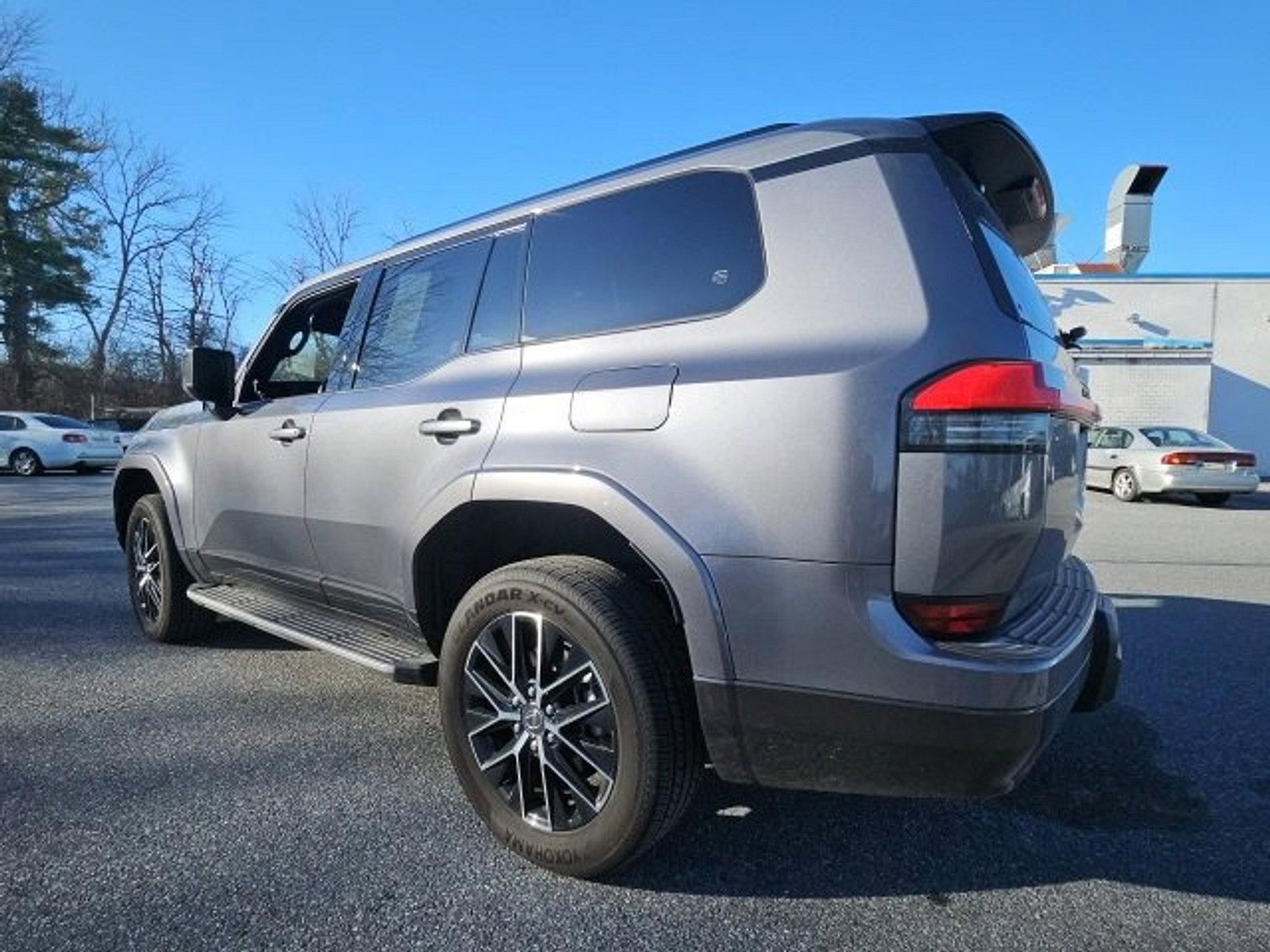 2024 Lexus GX Vehicle Photo in BETHLEHEM, PA 18017-9401