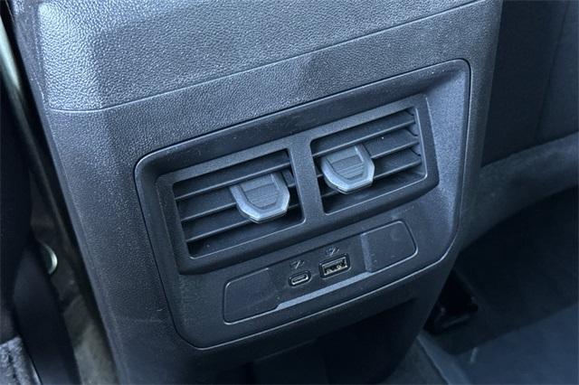 2025 GMC Canyon Vehicle Photo in ELK GROVE, CA 95757-8703
