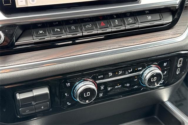 2023 GMC Sierra 1500 Vehicle Photo in ELK GROVE, CA 95757-8703