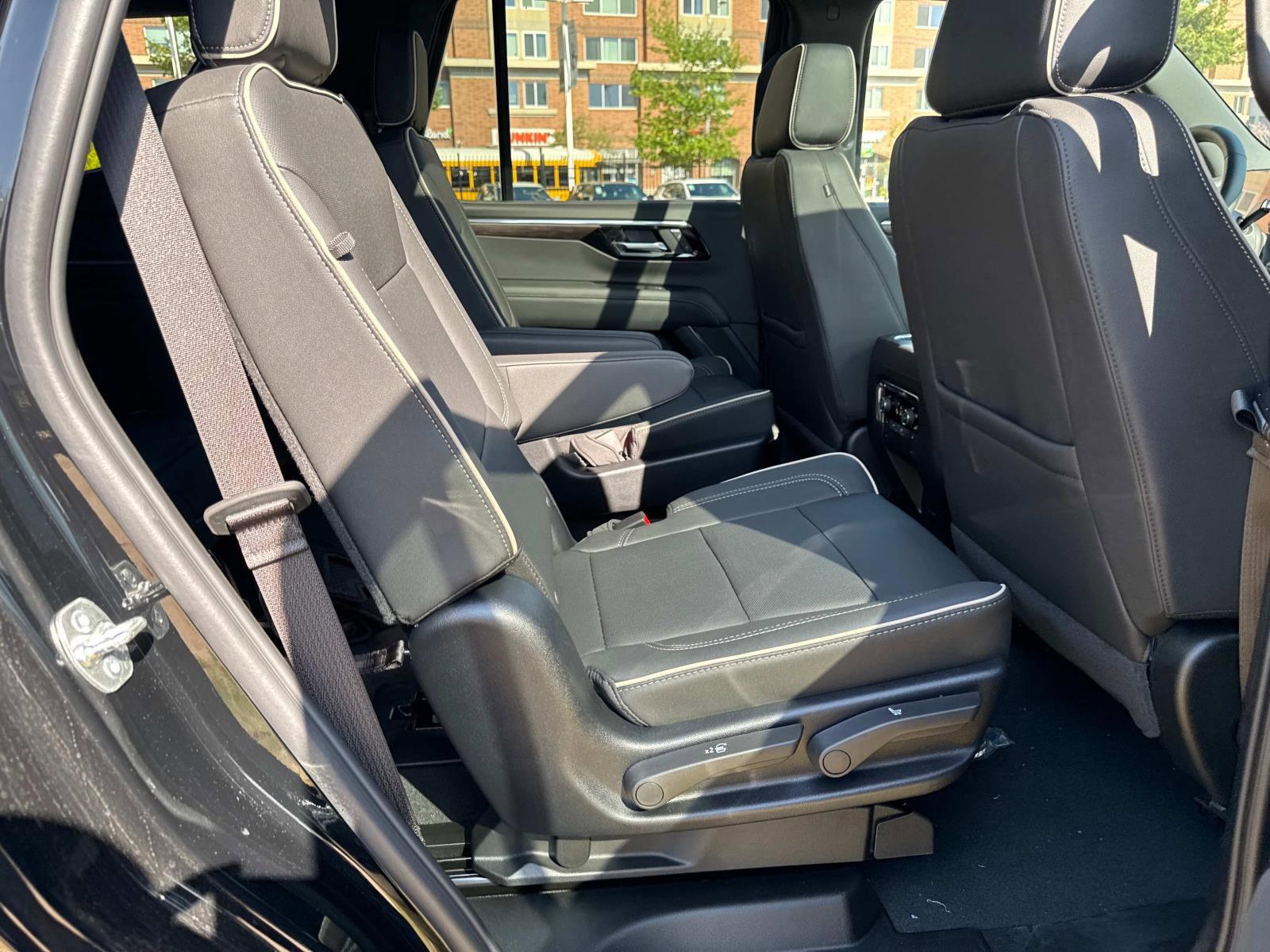 2025 Chevrolet Tahoe Vehicle Photo in LOS ANGELES, CA 90007-3794