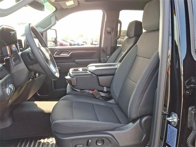 2025 GMC Sierra 2500 HD Vehicle Photo in LEWES, DE 19958-4935