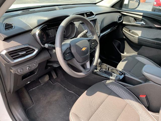 2022 Chevrolet Trailblazer Vehicle Photo in MOON TOWNSHIP, PA 15108-2571