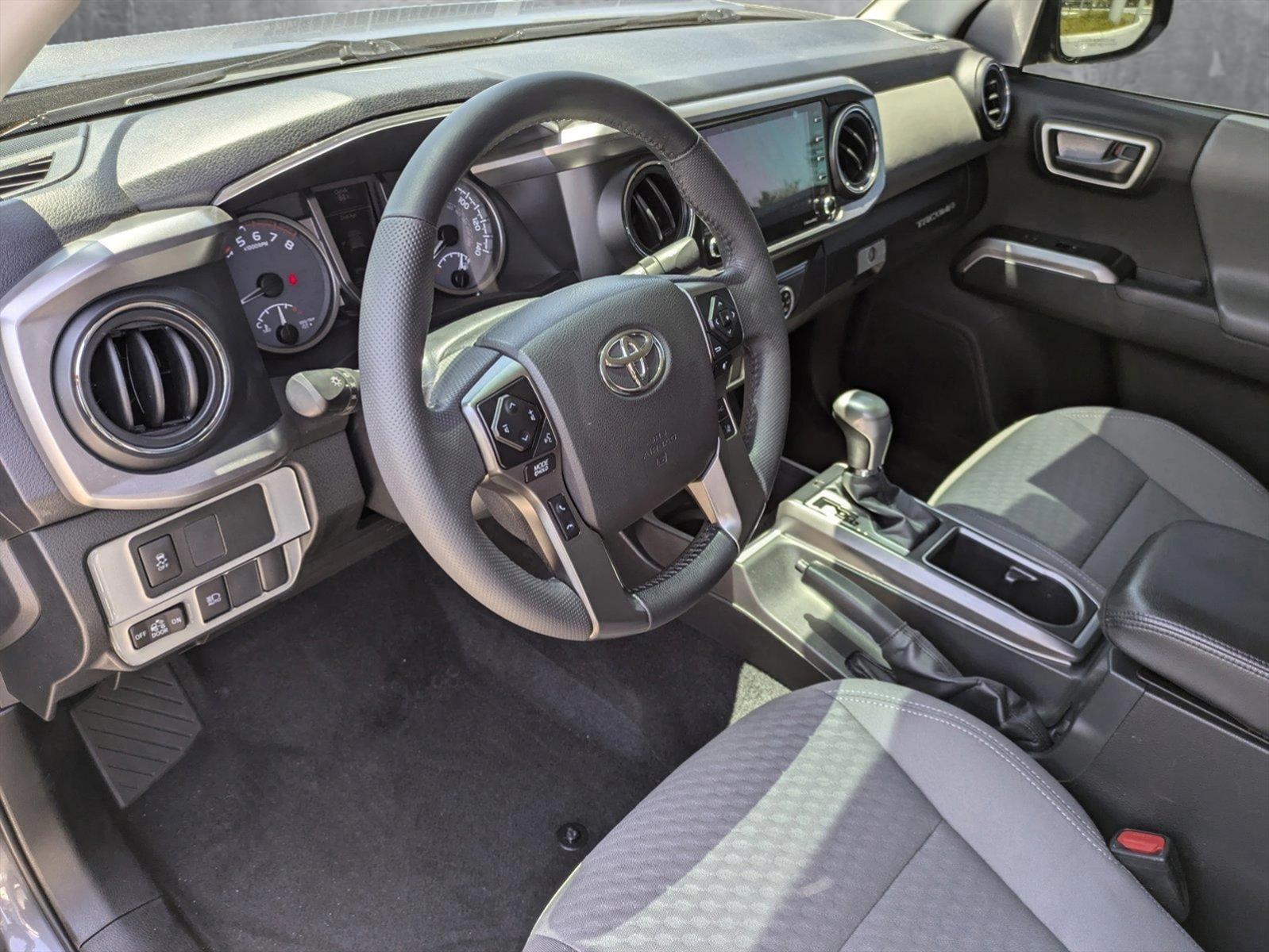 2022 Toyota Tacoma 2WD Vehicle Photo in Miami, FL 33015