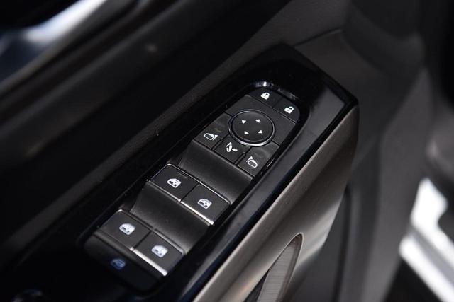 2025 Nissan Pathfinder Vehicle Photo in Ballwin, MO 63011