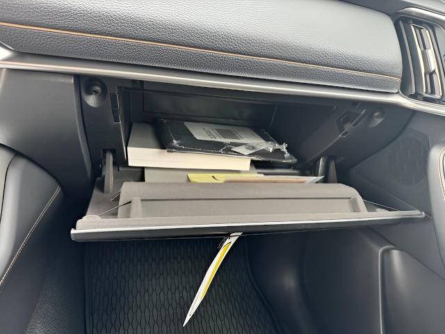 2025 Mazda CX-90 PHEV Vehicle Photo in Green Bay, WI 54304
