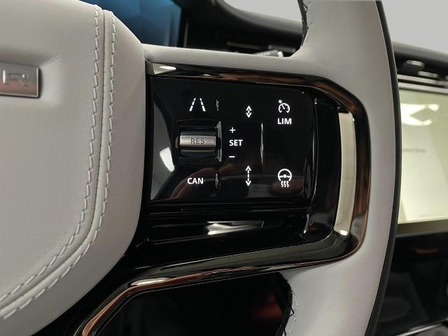 2025 Range Rover Sport Vehicle Photo in Appleton, WI 54913