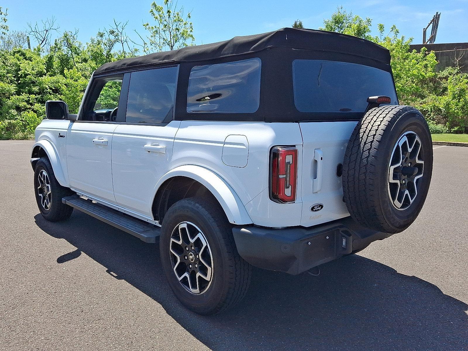 2022 Ford Bronco Vehicle Photo in Trevose, PA 19053