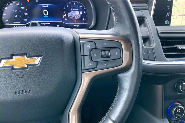 2024 Chevrolet Suburban Vehicle Photo in KANSAS CITY, MO 64114-4502