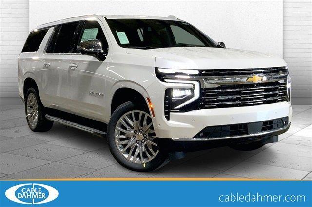 2025 Chevrolet Suburban Vehicle Photo in KANSAS CITY, MO 64114-4502