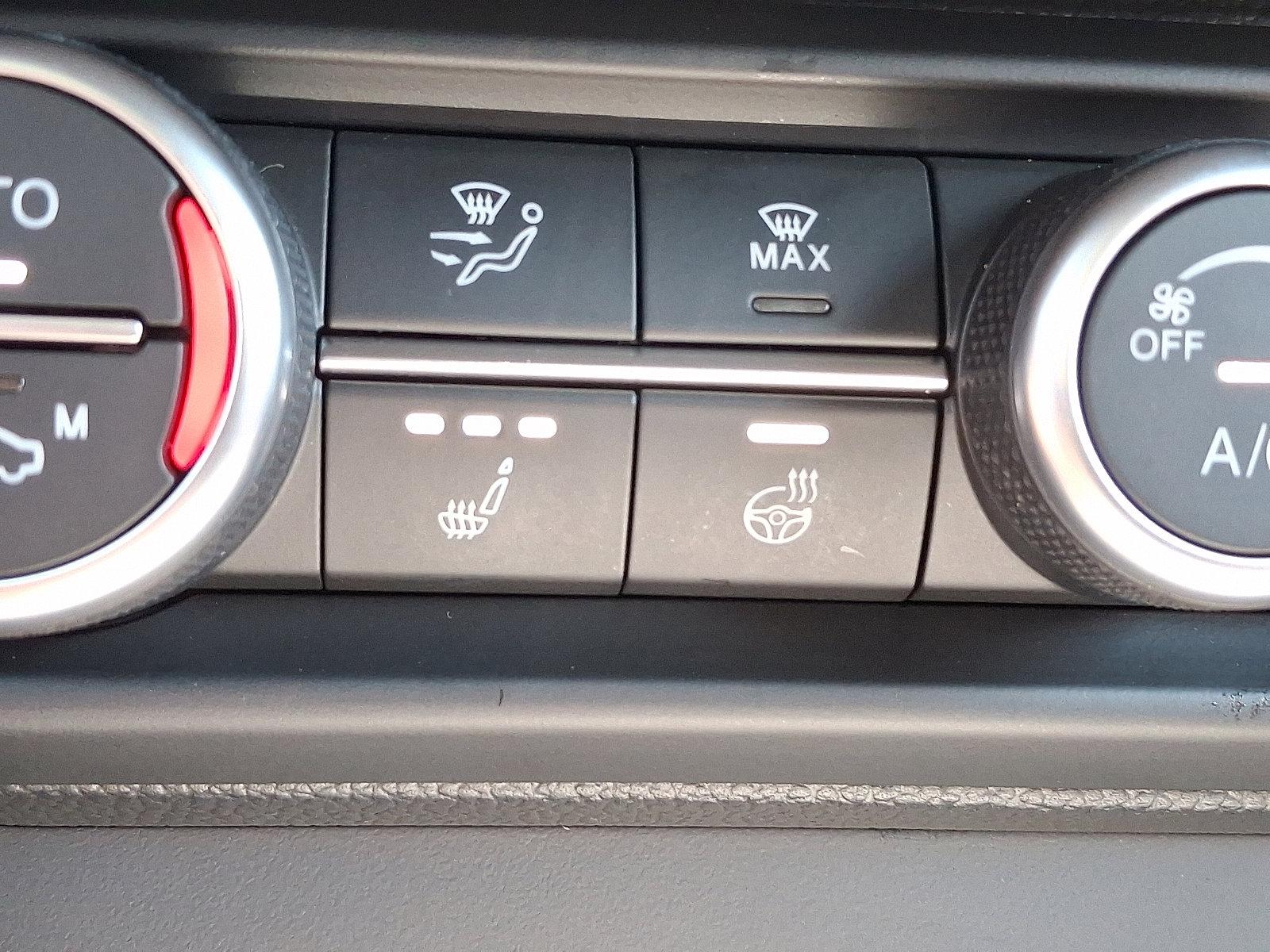 2022 Alfa Romeo Stelvio Vehicle Photo in Willow Grove, PA 19090