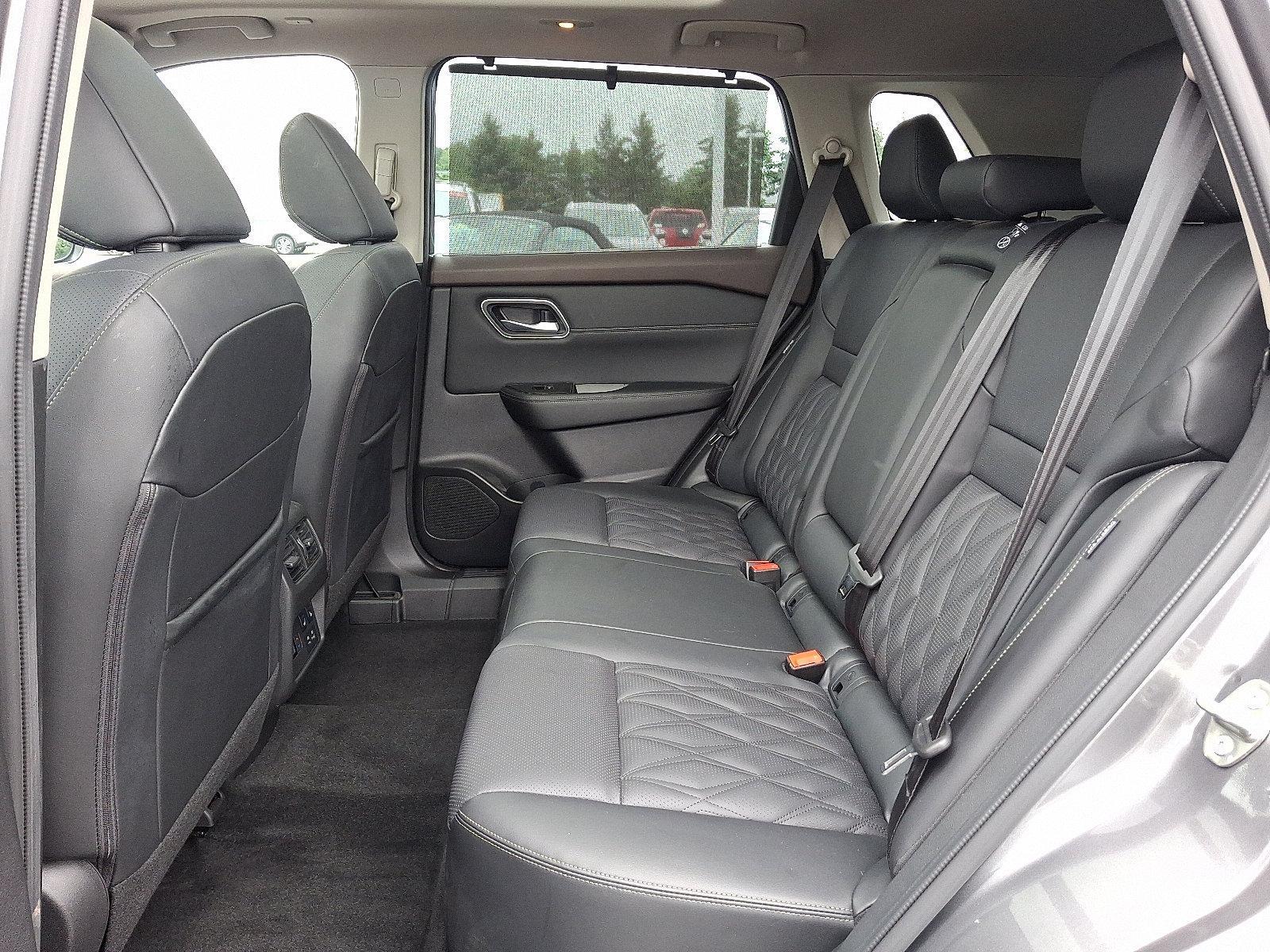 2023 Nissan Rogue Vehicle Photo in Harrisburg, PA 17111-1033