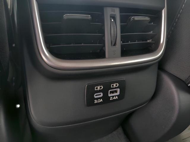2025 Subaru Outback Vehicle Photo in Green Bay, WI 54304
