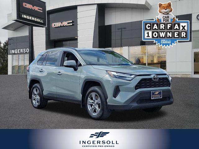 2022 Toyota RAV4 Vehicle Photo in WATERTOWN, CT 06795-3318