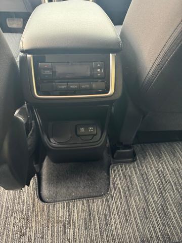 2022 Subaru Ascent Vehicle Photo in Peoria, IL 61615
