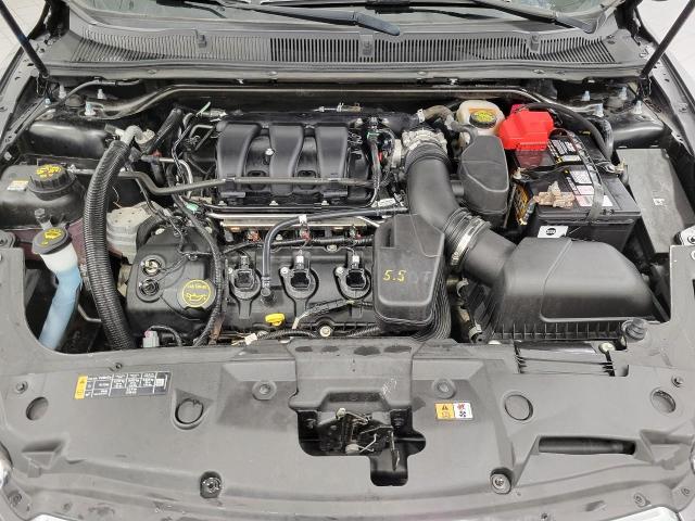 2017 Ford Taurus Vehicle Photo in GREEN BAY, WI 54303-3330