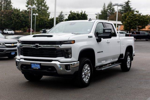 2024 Chevrolet Silverado 2500 HD Vehicle Photo in NEWBERG, OR 97132-1927