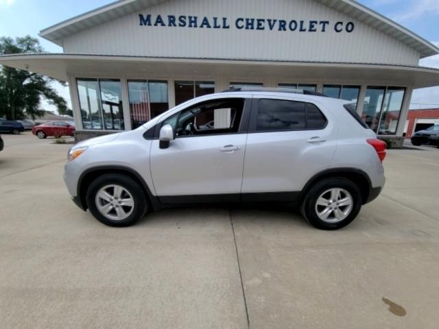 Used 2021 Chevrolet Trax LT with VIN KL7CJLSM6MB375779 for sale in Winchester, IL