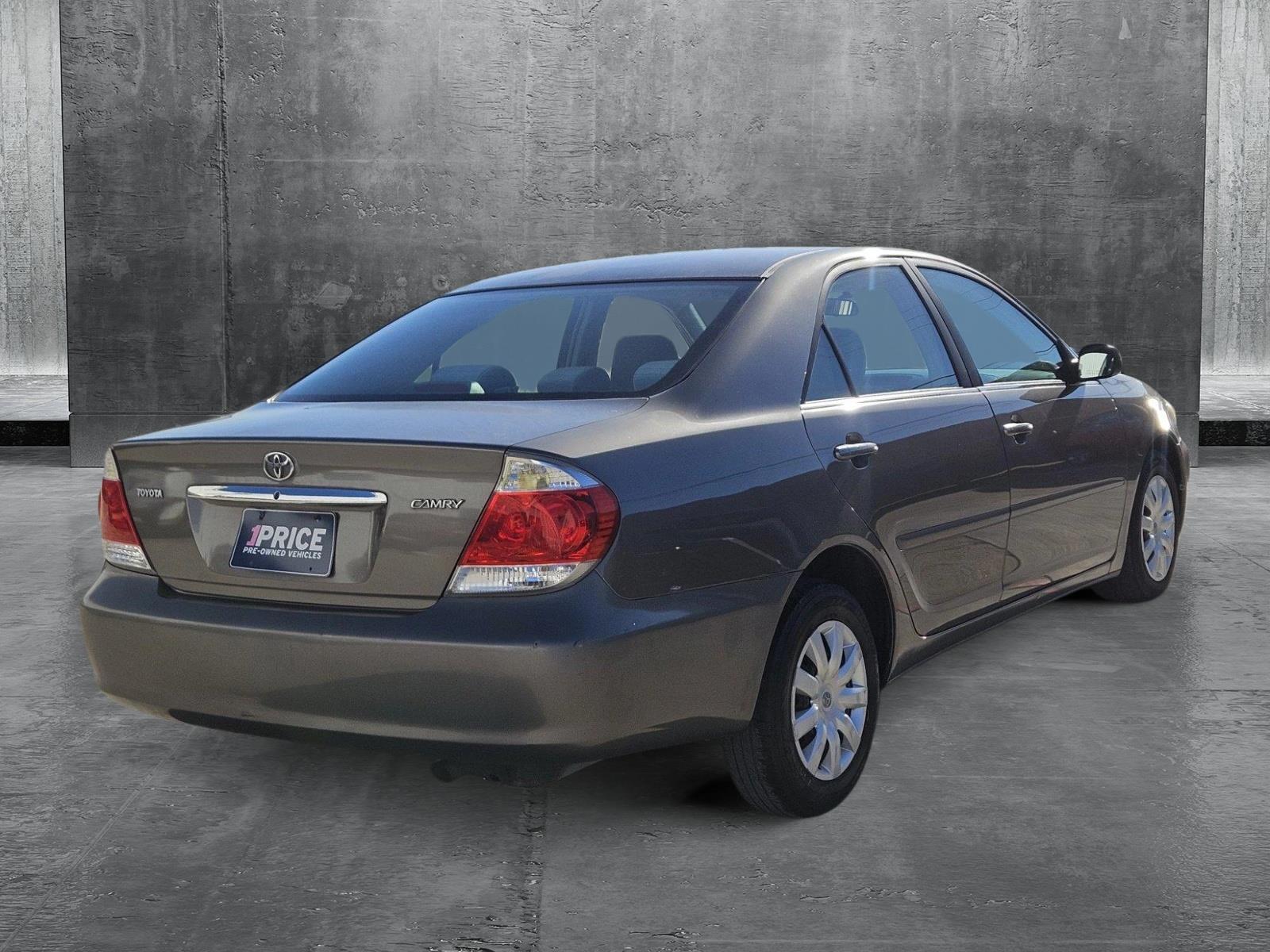 2006 Toyota Camry Vehicle Photo in NORTH RICHLAND HILLS, TX 76180-7199