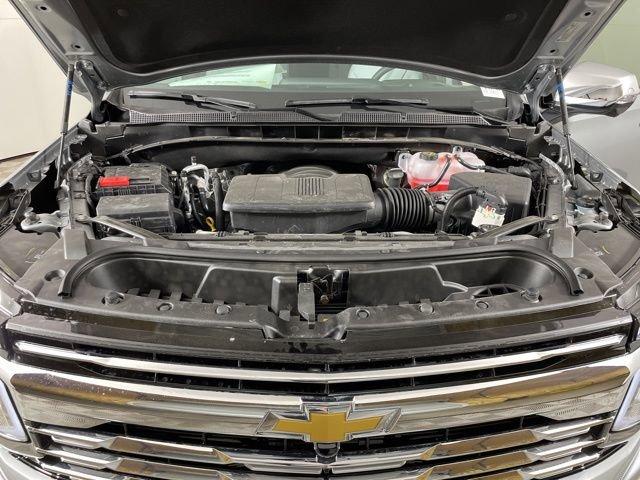 2025 Chevrolet Suburban Vehicle Photo in PHOENIX, AZ 85014-3381