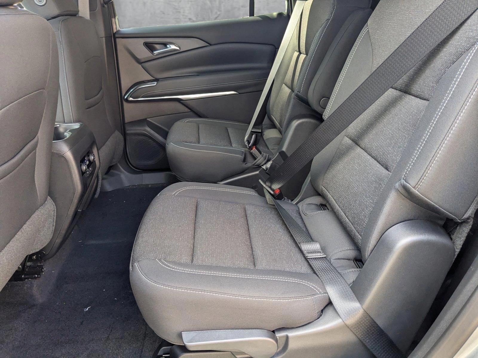 2025 Chevrolet Traverse Vehicle Photo in PEMBROKE PINES, FL 33024-6534