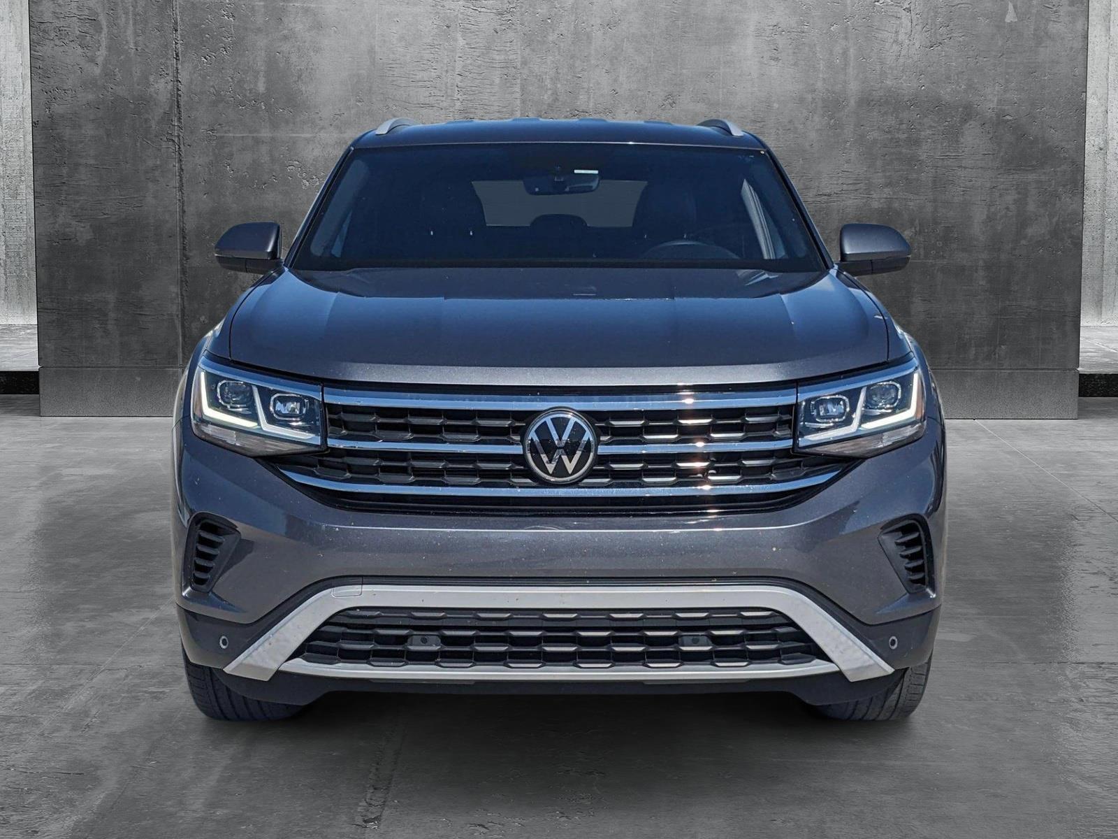 2022 Volkswagen Atlas Cross Sport Vehicle Photo in MIAMI, FL 33172-3015