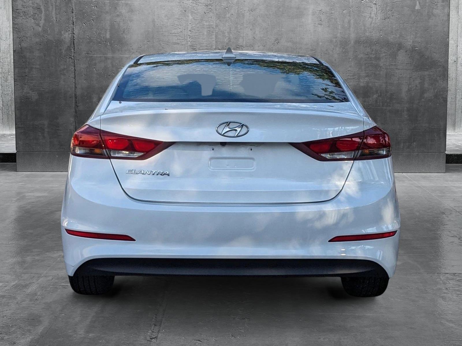 2018 Hyundai ELANTRA Vehicle Photo in Tampa, FL 33614