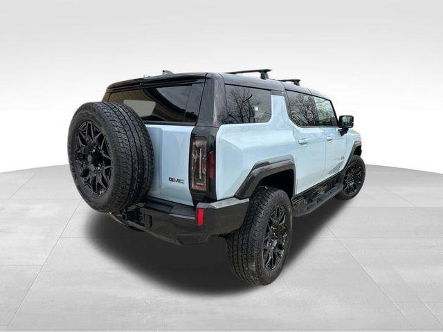 2025 GMC HUMMER EV SUV Vehicle Photo in MEDINA, OH 44256-9631