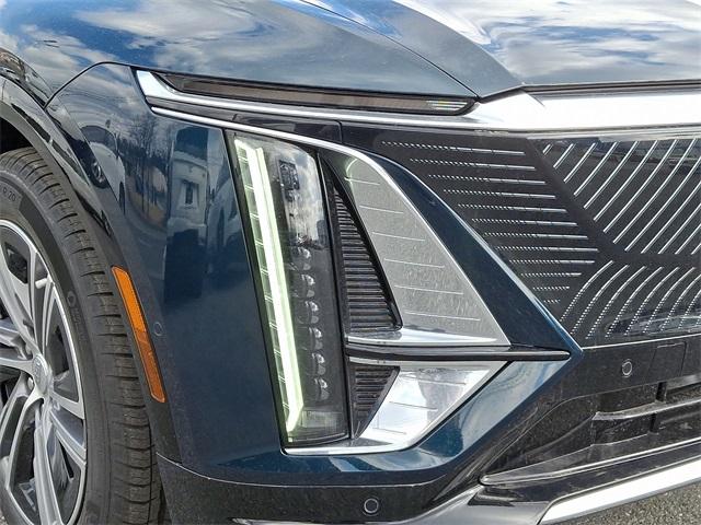 2025 Cadillac LYRIQ Vehicle Photo in ALLENTOWN, PA 18103-7399