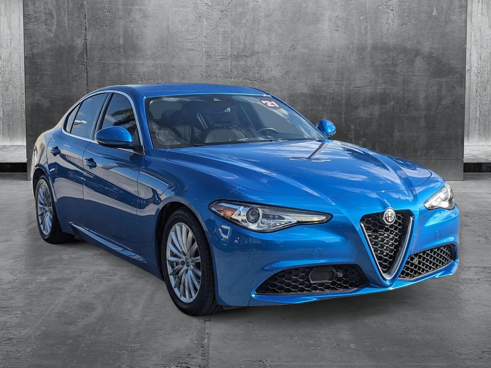 2021 Alfa Romeo Giulia Vehicle Photo in MIAMI, FL 33172-3015