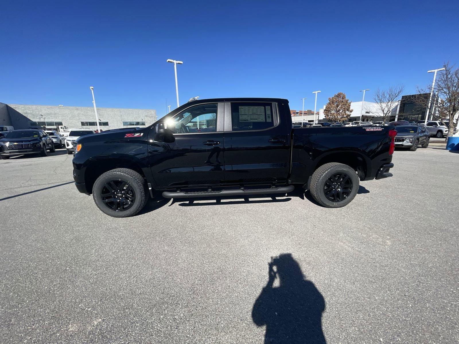 2025 Chevrolet Silverado 1500 Vehicle Photo in BENTONVILLE, AR 72712-4322