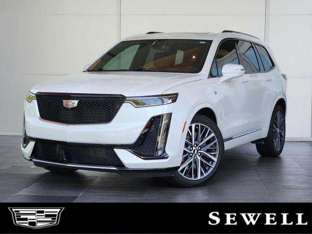 2024 Cadillac XT6 Vehicle Photo in HOUSTON, TX 77079