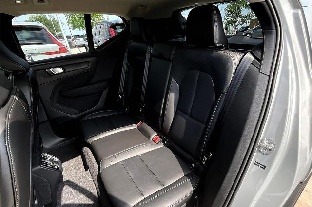 2025 Volvo XC40 Vehicle Photo in Grapevine, TX 76051